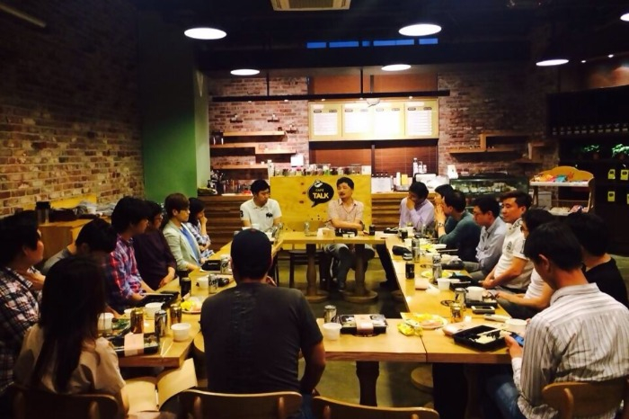 Kakao　Ventures　meeting　(Courtesy　of　Kakao　Ventures)
