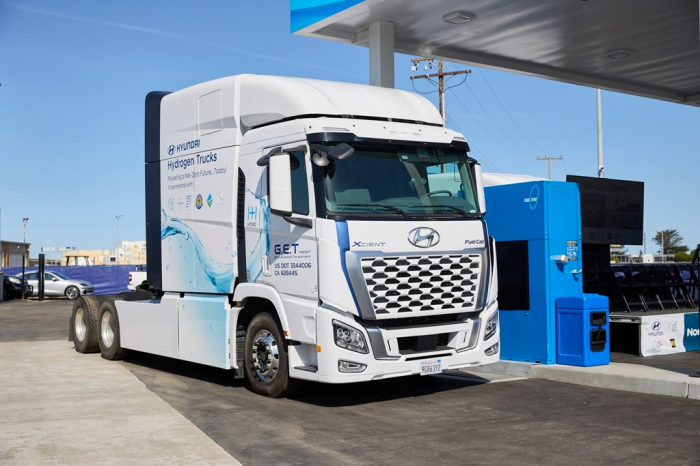 The Hyundai hydrogen-powered fuel cell electric truck Xcient (Courtesy of Hyundai Motor)