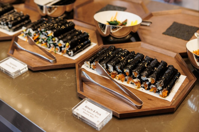 Gimbap　served　at　a　luxury　hotel　in　Seoul