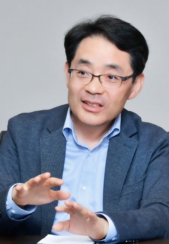 SK　Telecom　CFO　Kim　Yang　Seob　(Courtesy　of　SK)