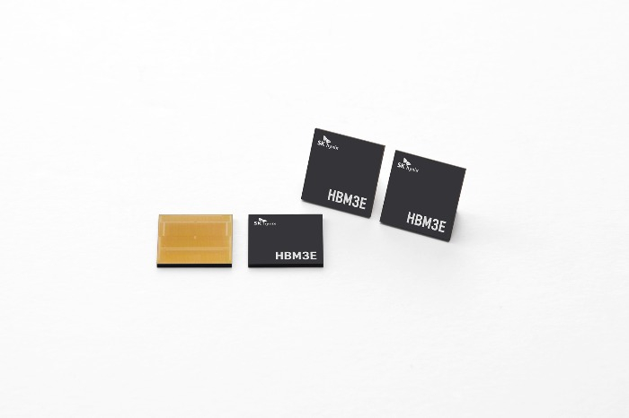 Samsung, SK Hynix expect chip prices to stay firm in 2024