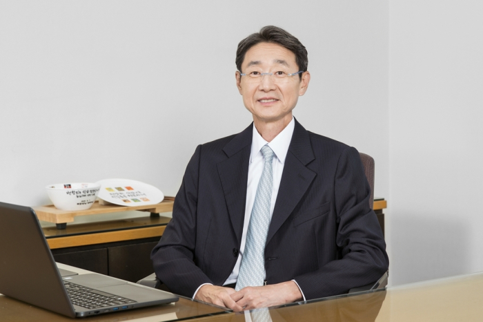Nongshim Chairman and CEO Shin Dong-won