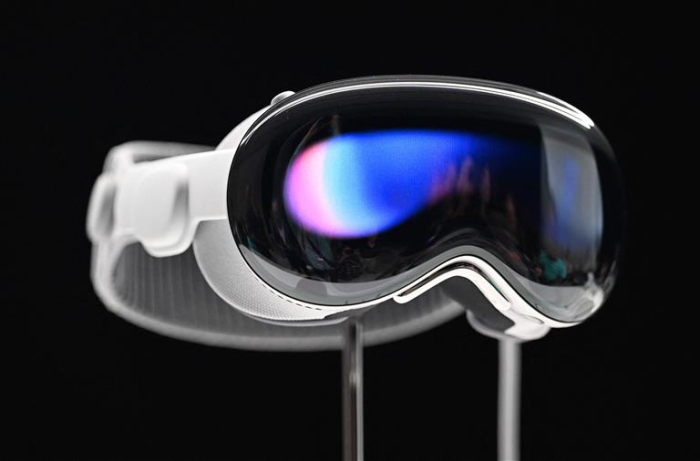 The　Apple　Vision　Pro　headset