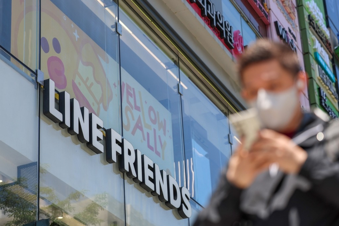 Line　flagship　store　in　Gangnam,　Seoul　(Courtesy　of　Yonhap)