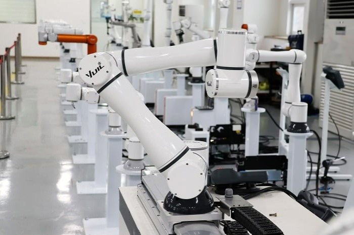 Yuilrobotics'　robot　products　(Courtesy　of　Yuilrobotics)