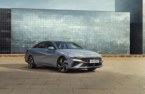Hyundai Motor debuts 2025 Avante with improved cluster space use 
