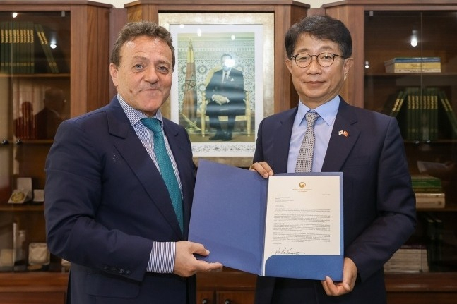 S.Korea　promotes　export　of　.8　bn　railcars　to　Morocco　