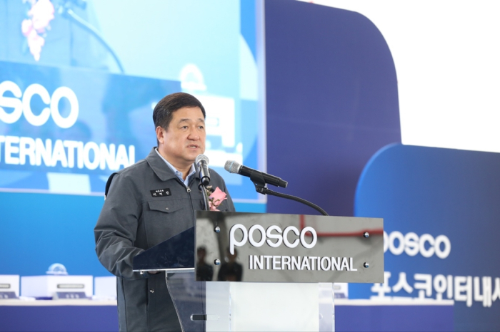 POSCO International CEO Lee Kye-in speaks at a ceremony marking the completion of Gwangyang LNG Terminal 1