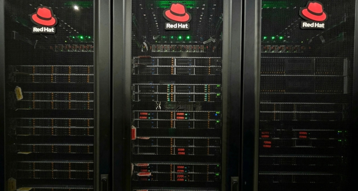 Red　Hat-certified　CXL　infrastructure　at　Samsung　Memory　Research　Center