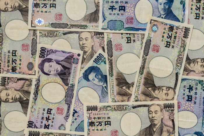 Japanese yen banknotes (Courtesy of Getty Images)