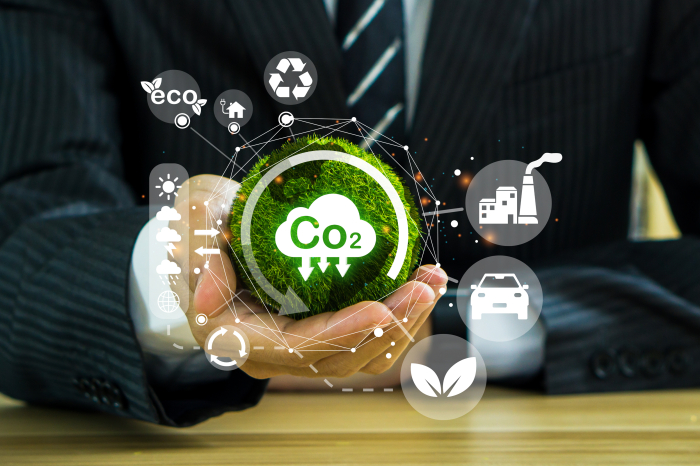 Reduce CO2 emissions concept (Courtesy of Getty Images)