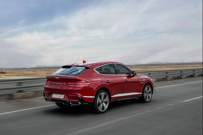 The　revamped　Genesis　GV80　Coupe　launched　in　2023