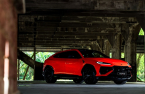 Lamborghini unveils 1st plug-in hybrid SUV Urus SE in Korea