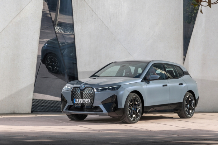 The BMW iX