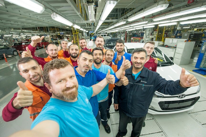Employees at Hyundai Motor's Turkey plant (HAOS)