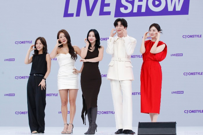 Celebrity hosts of CJ Onstyle's new mobile live-stream shopping show pose for photos at a news conference on Aug. 22, 2024 (Courtesy of News1 Korea)