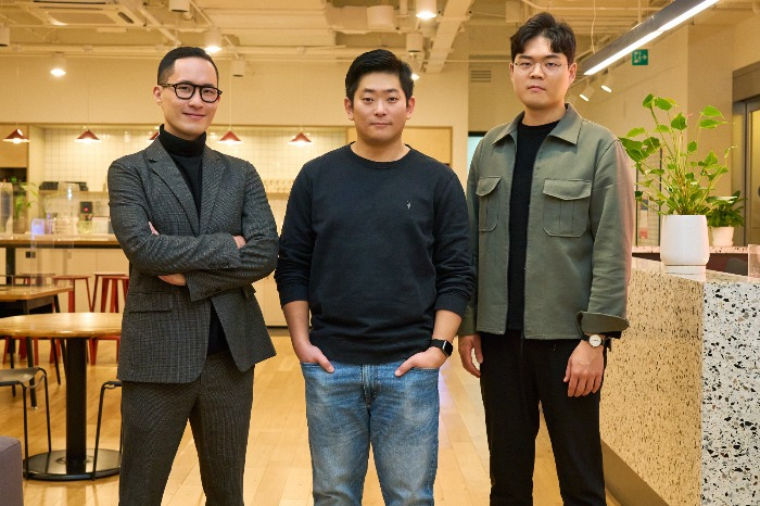 Pixelic CEO Jung Sangyong (center) poses for a photo with co-founders Arthur Kim (left) and Christopher Chae (right) (Courtesy of Pixelic)