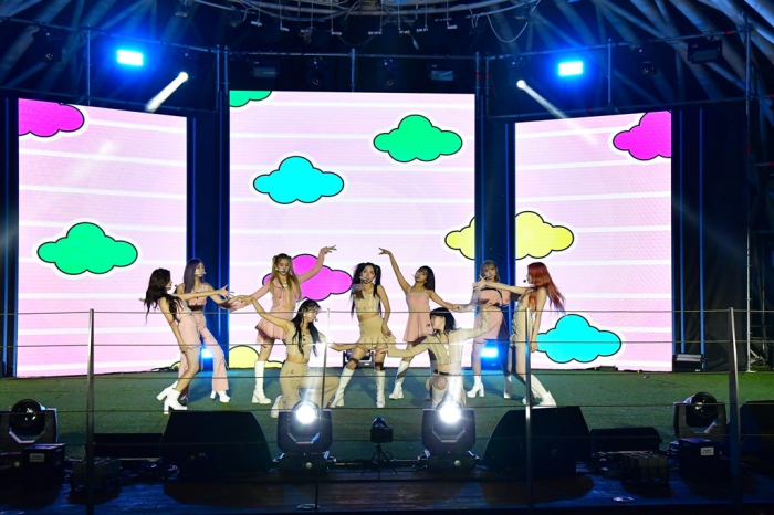 K-pop　girl　group　Kep1er　perform　at　the　Asia　Song　Festival　2023　in　Seoul　on　Sept.　8,　2023　(File　photo　downloaded　from　Asia　Song　Festival’s　official　Facebook　account)