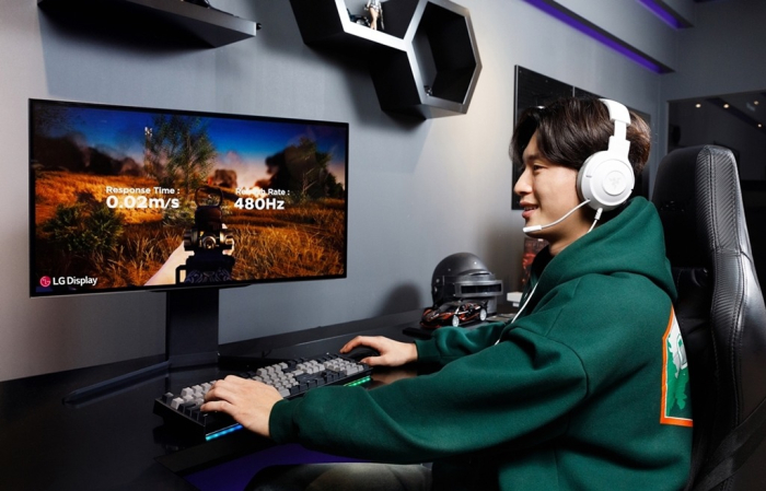 A gaming monitor equipped with LG Display’s 27-inch 480Hz QHD Gaming OLED panel (Courtesy of LG Display)