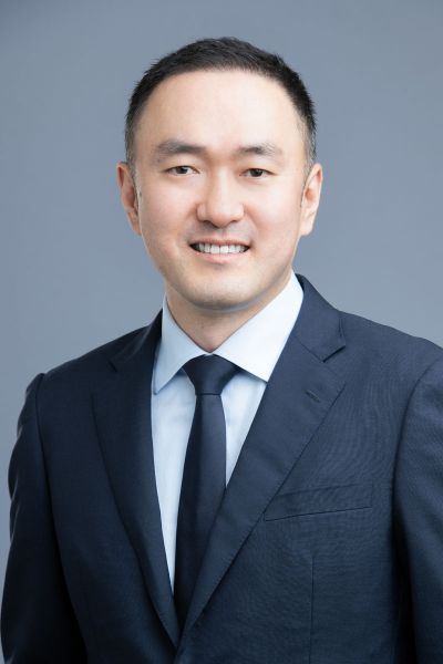 Min　Byung-chul,　or　Charles　Min,　head　of　Affinity　Equity　Partners　in　Korea　(Captured　from　Affinity　website)