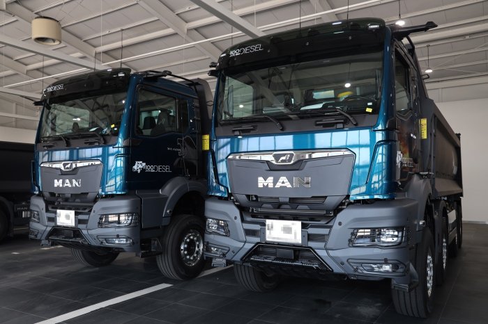 MAN　TGS　dump　trucks　with　510　horsepower
