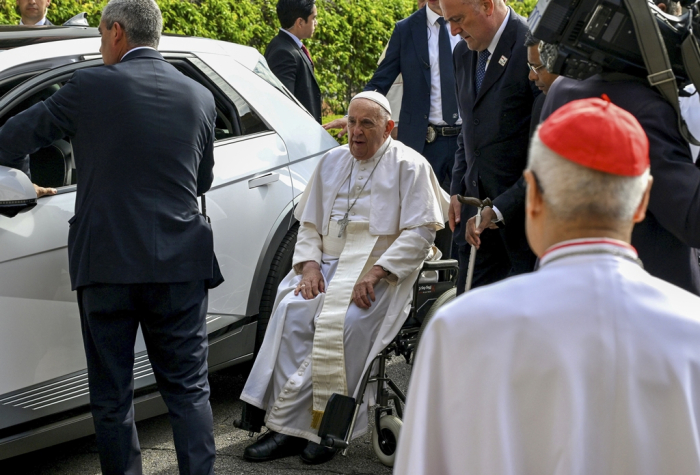 Pope Francis arrives to visit a group of sick and elderly people at Saint Theresa's Home in Singapore on Sept.13, 2024 (Courtesy of Yonhap)