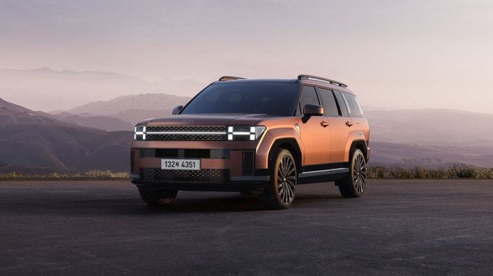The Hyundai Santa Fe 2025