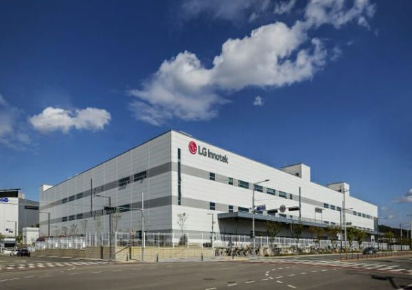 LG　Innotek　develops　AI　for　raw　material　inspection　