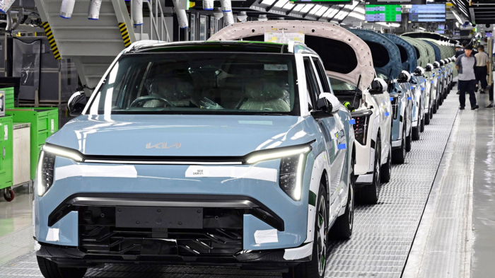 The Kia EV3s produced at the EVO Plant in Gwangmyeong, South Korea, Hyundai Motor Group’s first dedicated EV plant (Courtesy of Kia)