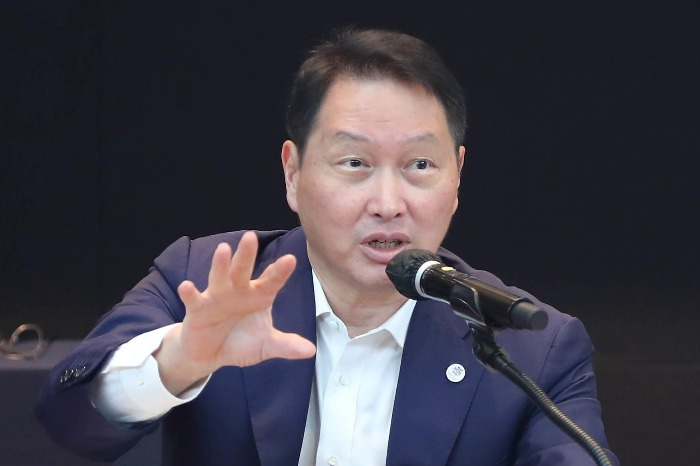 SK　Group　Chairman　Chey　Tae-won