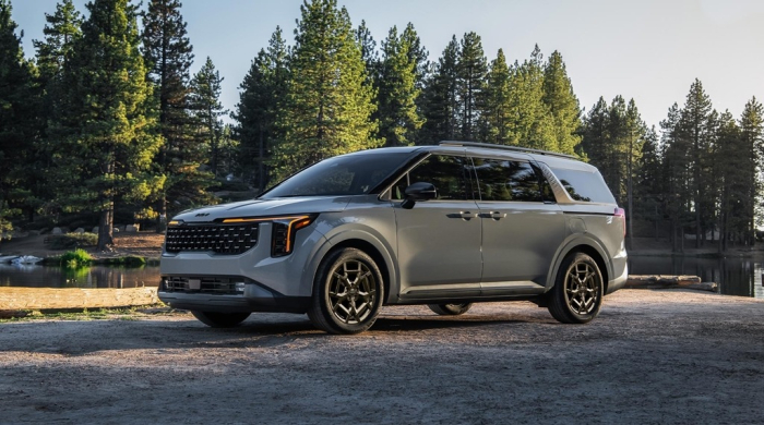 Carnival minivan (Courtesy of Kia)