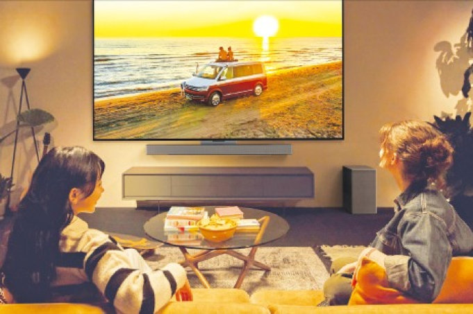 LG　Electronic　OLED　evo　(Courtesy　of　LG　Electronics)