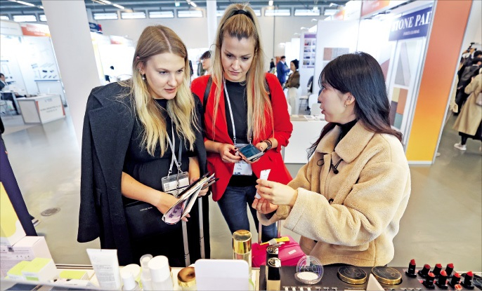 Korean food appliance makers witness K-food fever in Europe