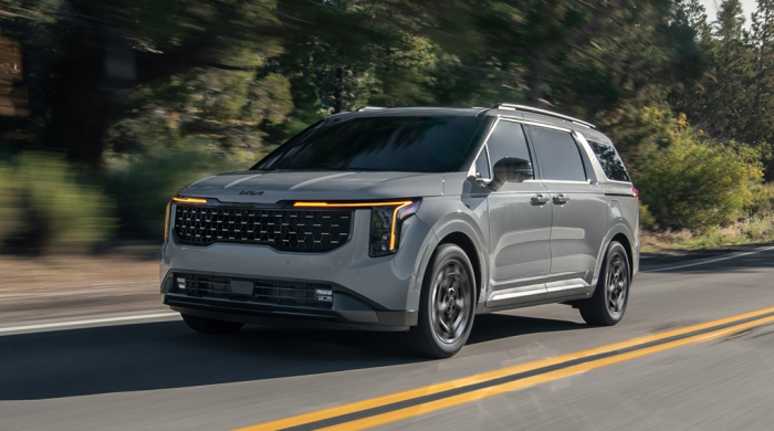 The new Carnival MPV Hybrid (Courtesy of Kia America)