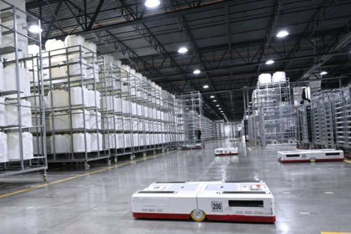 Automated　guided　vehicles　run　on　LG　Electronics'　private　5G　network　(Courtesy　of　LG　Electronics) 