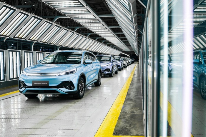 BYD's　Atto　3　in　a　manufacturing　line　(Courtesy　of　BYD) 