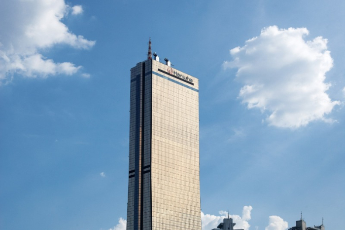 The　headquarters　of　Hanwha　Life　Insurance　in　Seoul 