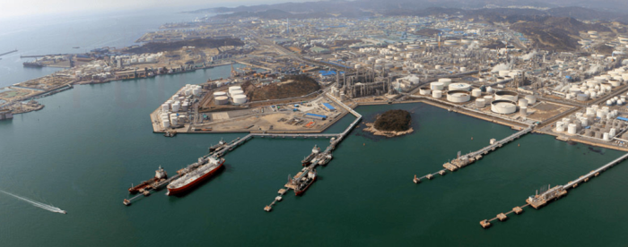 Korea　Petrochemical　Ind.'s　petrochemical　complex　in　Ulsan,　South　Korea　(File　photo　by　Korea　Petrochemical　Ind.)