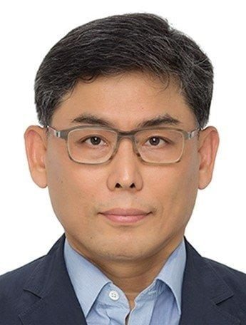 Kim Yong-kwan, president of management strategy in the Device Solutions division