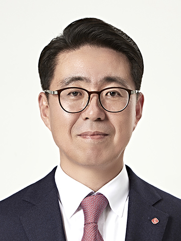 Rho Joon-hyung, Lotte Corp. president, is set to spearhead the group's business restructuring and innovation efforts