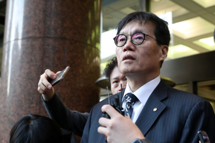 BOK Governor Rhee Chang-yong speaks after an emergency meeting with the FSS and FSC chiefs led by the country's financr minister on Dec. 4, 2024 (Courtesy of News1 Korea)