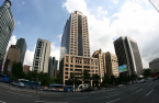 GIC drops Seoul landmark building sale on Korea’s political woes