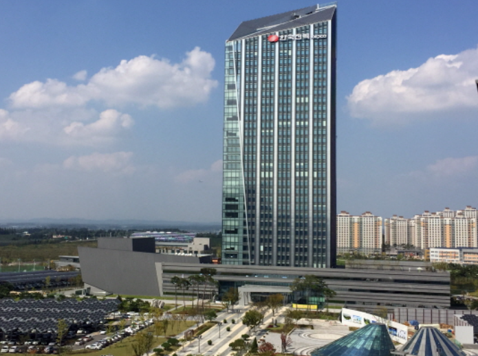 Korea　Electric　Power　Corp.'s　headquarters　in　Naju,　South　Jeolla　Province
