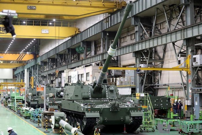 K9　Thunder　self-propelled　artillery　systems　(Courtesy　of　Hanwha　Aerospace)
