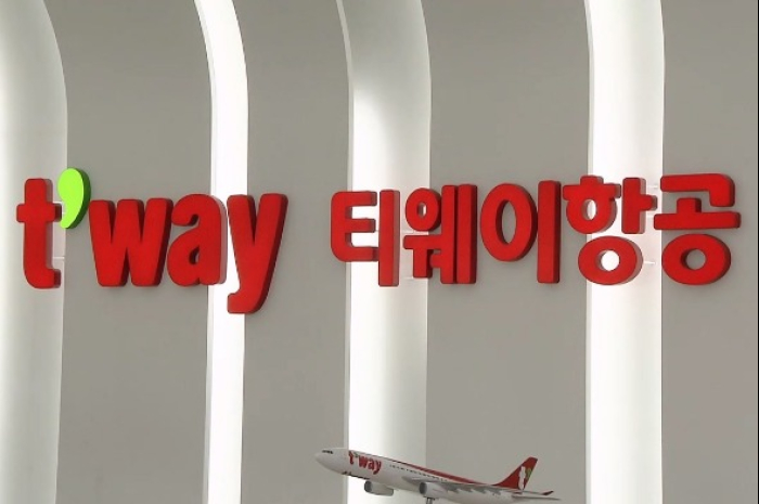 T'way Air airport counter