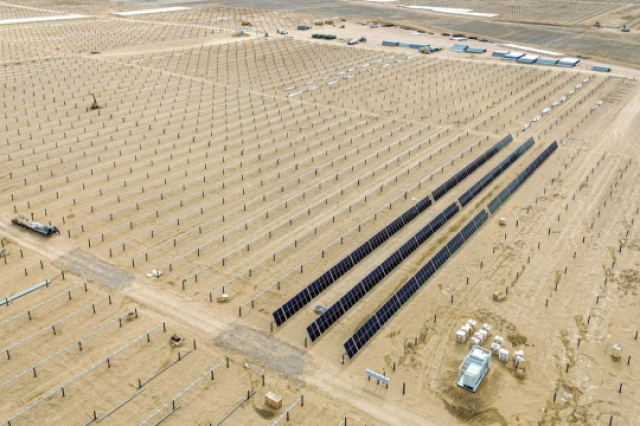 Hanwha Q Cells sells two solar power plant projects in US