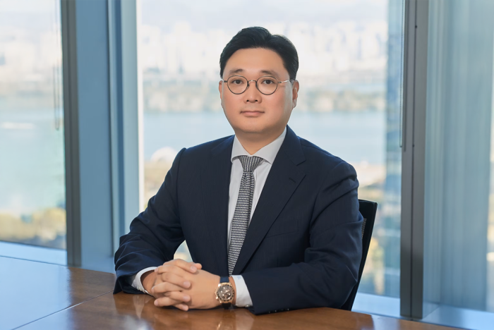 Chanwoo　Lee,　CEO　of　Glenwood　Credit,　a　unit　of　Glenwood　Private　Equity