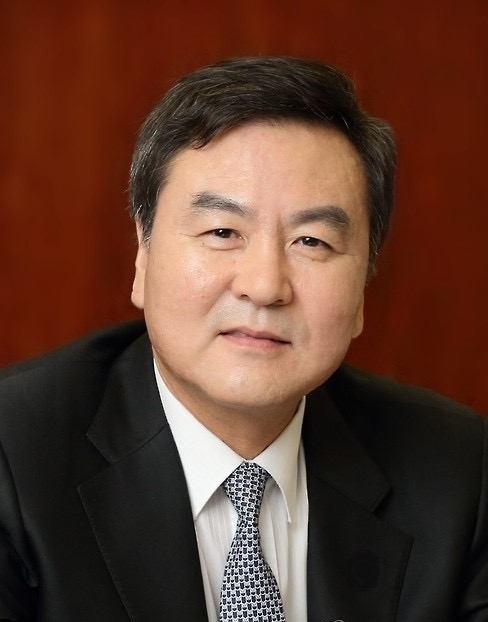Shin Je-yoon