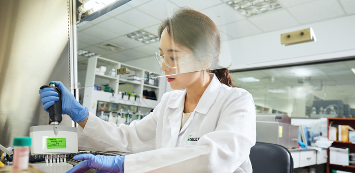 A Celltrion researcher (File photo)