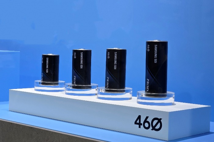 Samsung SDI showcases its lineup of 46 mm-diameter cylindrical batteries at InterBattery 2025 in March
